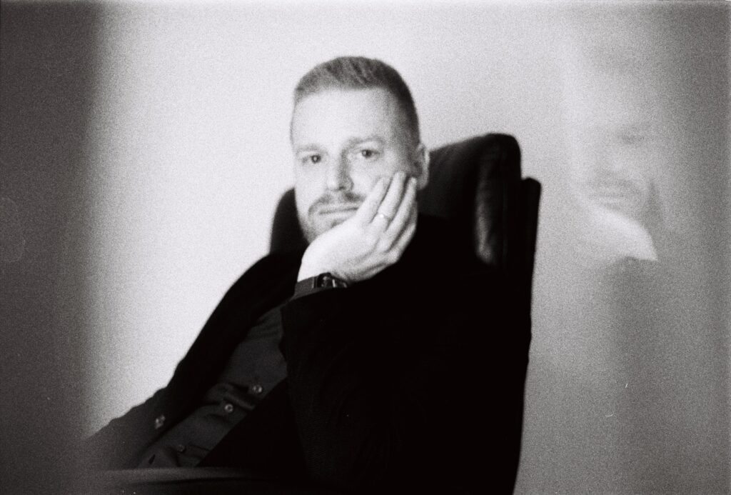 Florian Lampersberger im Behandlungszimmer